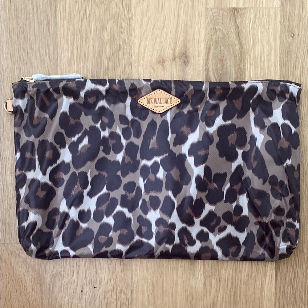 🐆MZ WALLACE Animal Print Clutch🐆